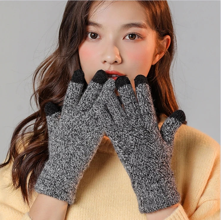 Knitted Woolen Gloves