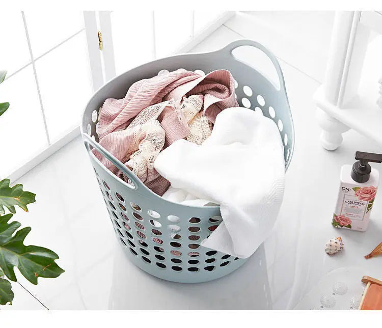 Household plastic laundry basket